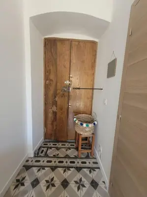 Salle de bains dans l'établissement Erbalunga : Studio rénové, bel emplacement