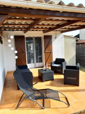 Coin salon dans l'établissement Villa, maison bord de mer climatisée