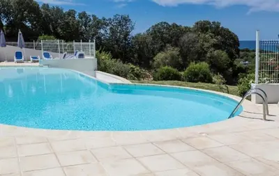 Piscine de l'établissement Capra Scorsa - Appt vue mer et piscine partagée ou située à proximité