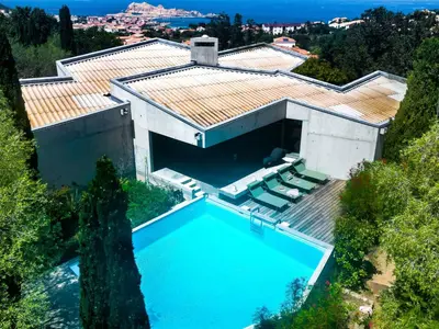 Piscine de l'établissement Villa Casa Suttana by Interhome ou située à proximité