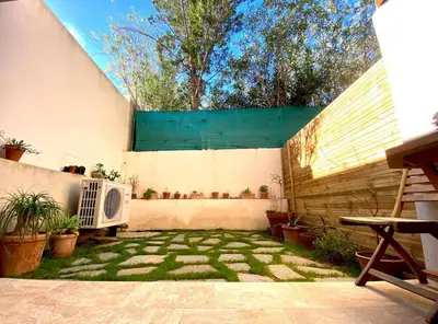 Jardin de l'établissement Bord de mer, 2 chambres