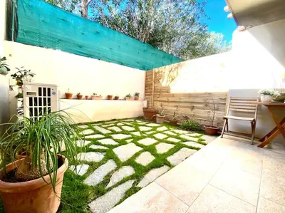 Jardin de l'établissement Bord de mer, 2 chambres