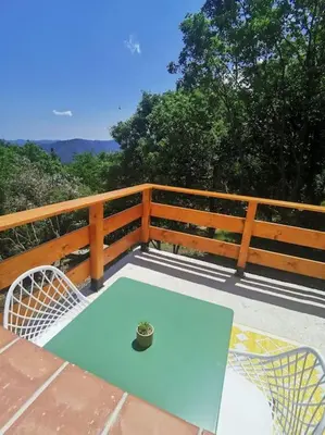 Vue générale sur la montagne ou vue sur la montagne depuis l'appartement