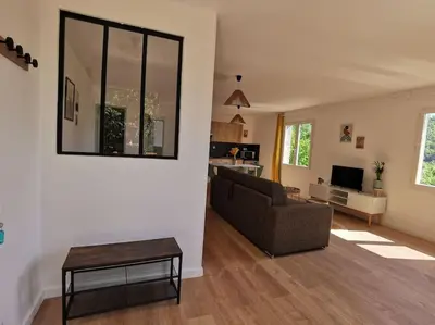 Télévision ou salle de divertissement dans l'établissement Appartement 2 ou 4 personnes. Venaco
