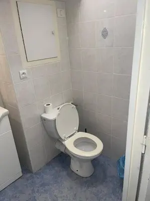 Salle de bains dans l'établissement Magnifique studio en bord de mer