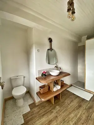 Salle de bains dans l'établissement U PASTURELLU
