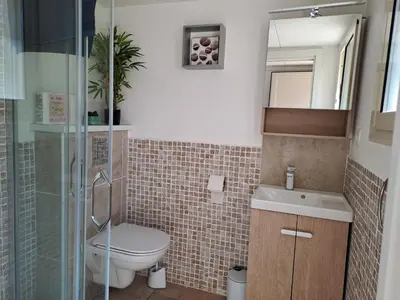 Salle de bains dans l'établissement Villa Cutalello coté mer Sant'Ambroggio