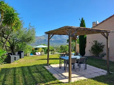 Vue générale sur la montagne ou vue sur la montagne depuis l'appartement