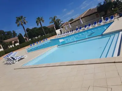 Piscine de l'établissement Appartement de vacances Marine de Bravone - Corse ou située à proximité