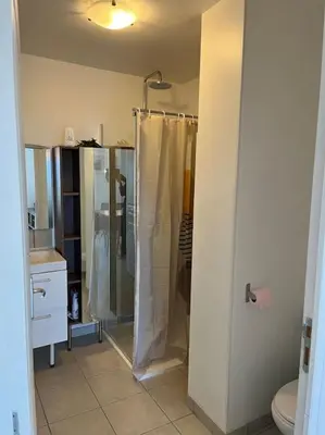 Salle de bains dans l'établissement Appartement vue mer imprenable.