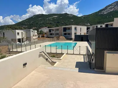 Vue générale sur la montagne ou vue sur la montagne depuis l'appartement