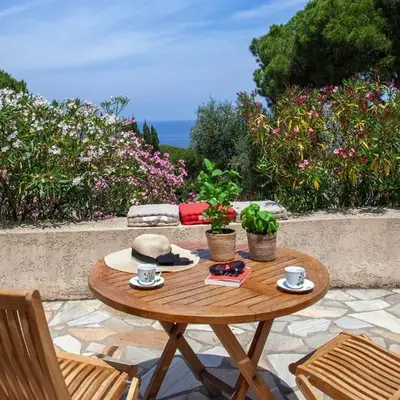Davia 1 - Grande terrasse vue panoramique sur la mer