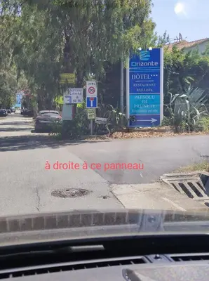 Plan de l'établissement A 5 mn à pied de la mer, piscine ,tennis, paillote