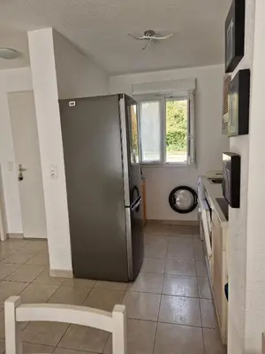 Télévision ou salle de divertissement dans l'établissement VILLA MARYSABEL , maison T4 duplex, résidence villa de melody avec 2 piscines, mer à 500 m