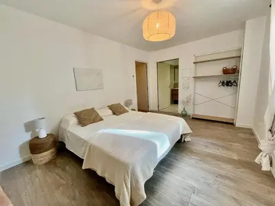 Un ou plusieurs lits dans un hébergement de l'établissement Hôtel Résidence CAPENSE