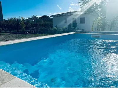 Piscine de l'établissement Villa mina ou située à proximité