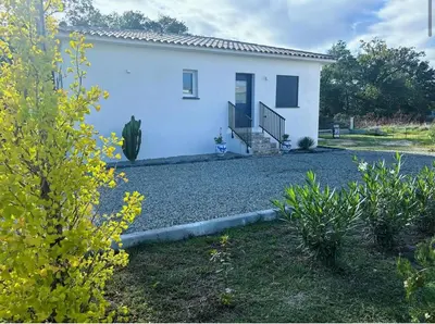 Jardin de l'établissement Villa mina
