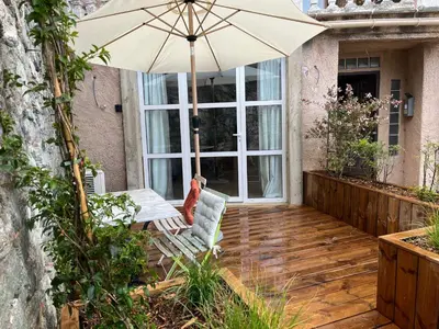 Jardin de l'établissement Charmant studio