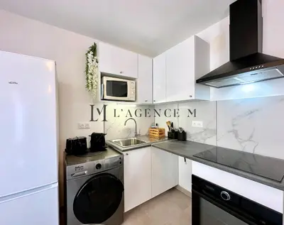 Cuisine ou kitchenette dans l'établissement Studio Citadella Centre-ville CALVI