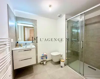Salle de bains dans l'établissement Studio Citadella Centre-ville CALVI