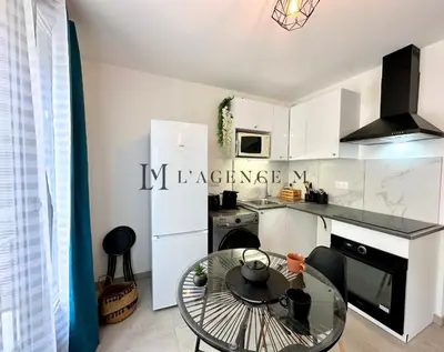 Cuisine ou kitchenette dans l'établissement Studio Citadella Centre-ville CALVI