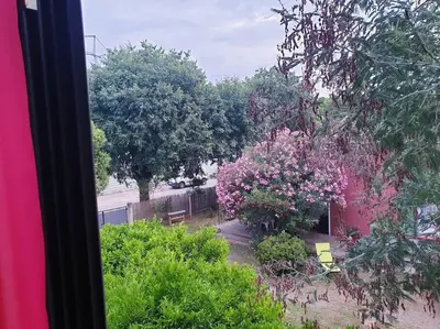 Jardin de l'établissement Maison centre-ville