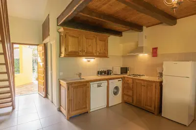 Cuisine ou kitchenette dans l'établissement Residence Mare e Sole