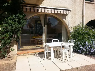 Terrasse ou espace extérieur de l'établissement STUDIO indépendant au calme