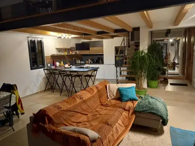 Coin salon dans l'établissement Maison neuve Vue imprenable Piscine et spa