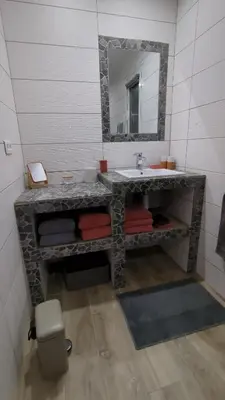 Salle de bains dans l'établissement U Maestrale