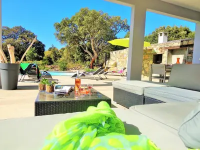 Jardin de l'établissement Arinella Villas