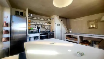 Cuisine ou kitchenette dans l'établissement CABANON PETRONILLE