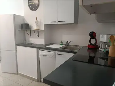Cuisine ou kitchenette dans l'établissement CORSALILA