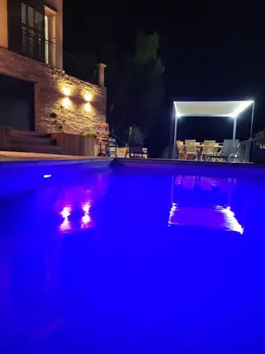 Piscine de l'établissement les gites de pietra rossa ou située à proximité