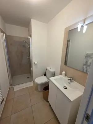 Salle de bains dans l'établissement Residence Marina di Bravone