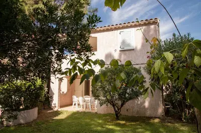 Jardin de l'établissement Vignale Resort