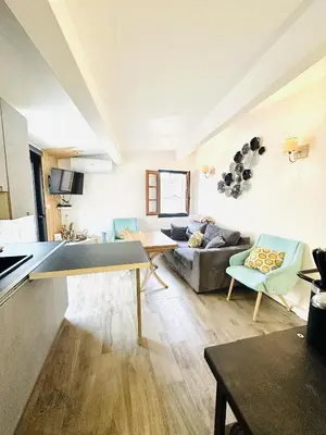 Coin salon dans l'établissement Maison de village à 10 min d'Ile Rousse