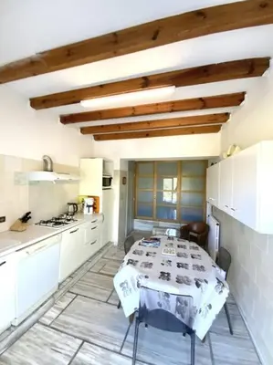 Cuisine ou kitchenette dans l'établissement Appartement en rez de villa
