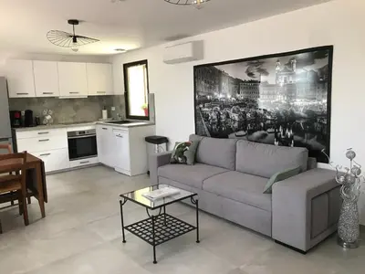 Cuisine ou kitchenette dans l'établissement Gîte A Funtana Montestremo, Balagne, Haute Corse