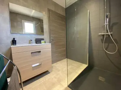 Salle de bains dans l'établissement Monte Santu T2