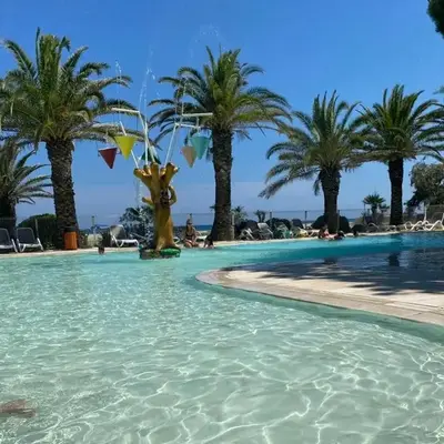 CASA MARE