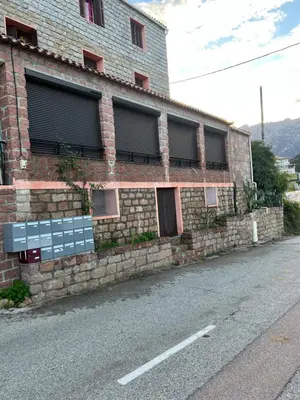 Vue générale sur la montagne ou vue sur la montagne depuis l'appartement