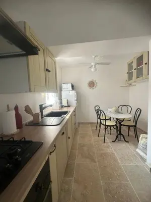 Cuisine ou kitchenette dans l'établissement casa
