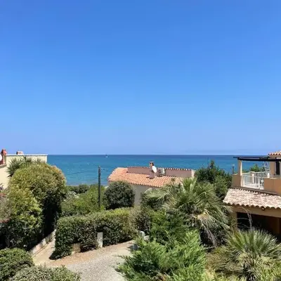 RESIDENCE LA PLAGE Pieds dans l'eau Belle Vue mer