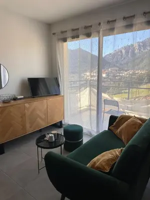 Vue générale sur la montagne ou vue sur la montagne depuis l'appartement