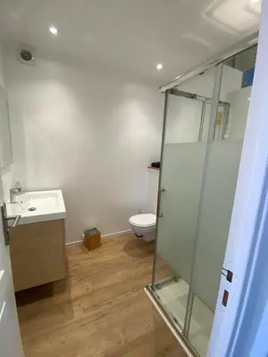 Salle de bains dans l'établissement Villa Oliera