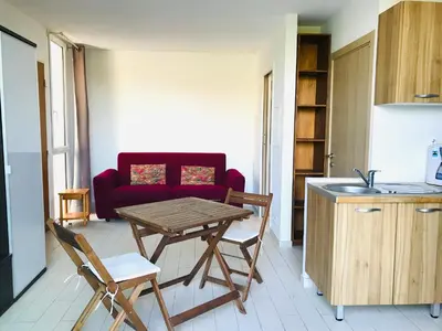 Cuisine ou kitchenette dans l'établissement Studio 26 VAC Lumio
