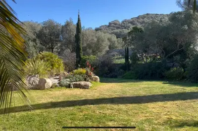 Paysage naturel près de la villa
