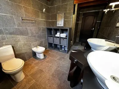 Salle de bains dans l'établissement Villa de charme vue mer