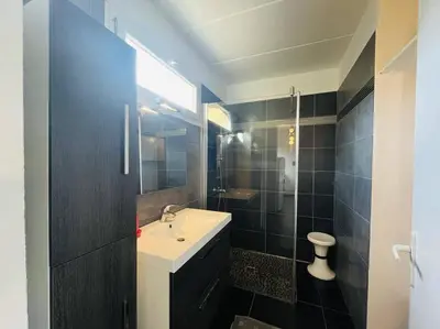 Salle de bains dans l'établissement Appartement T3 Solane 23 LUMIO